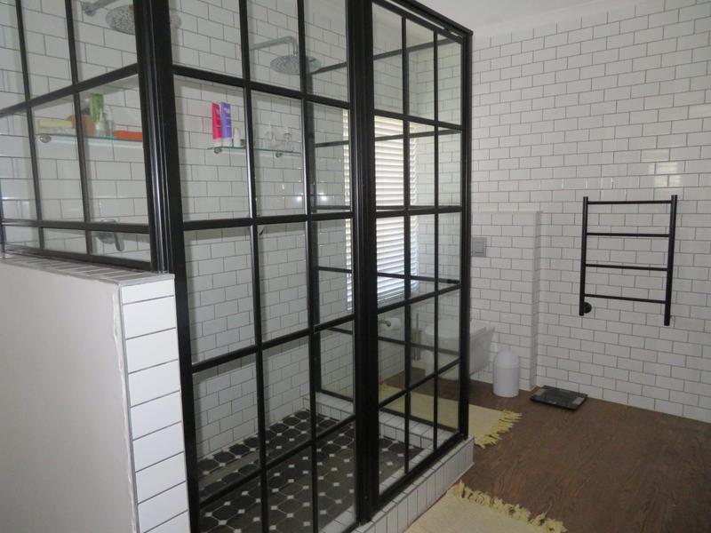 4 Bedroom Property for Sale in Zevendal Western Cape